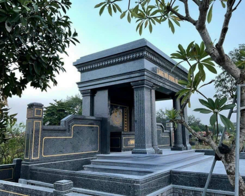 Lầu thờ đá đẹp 02